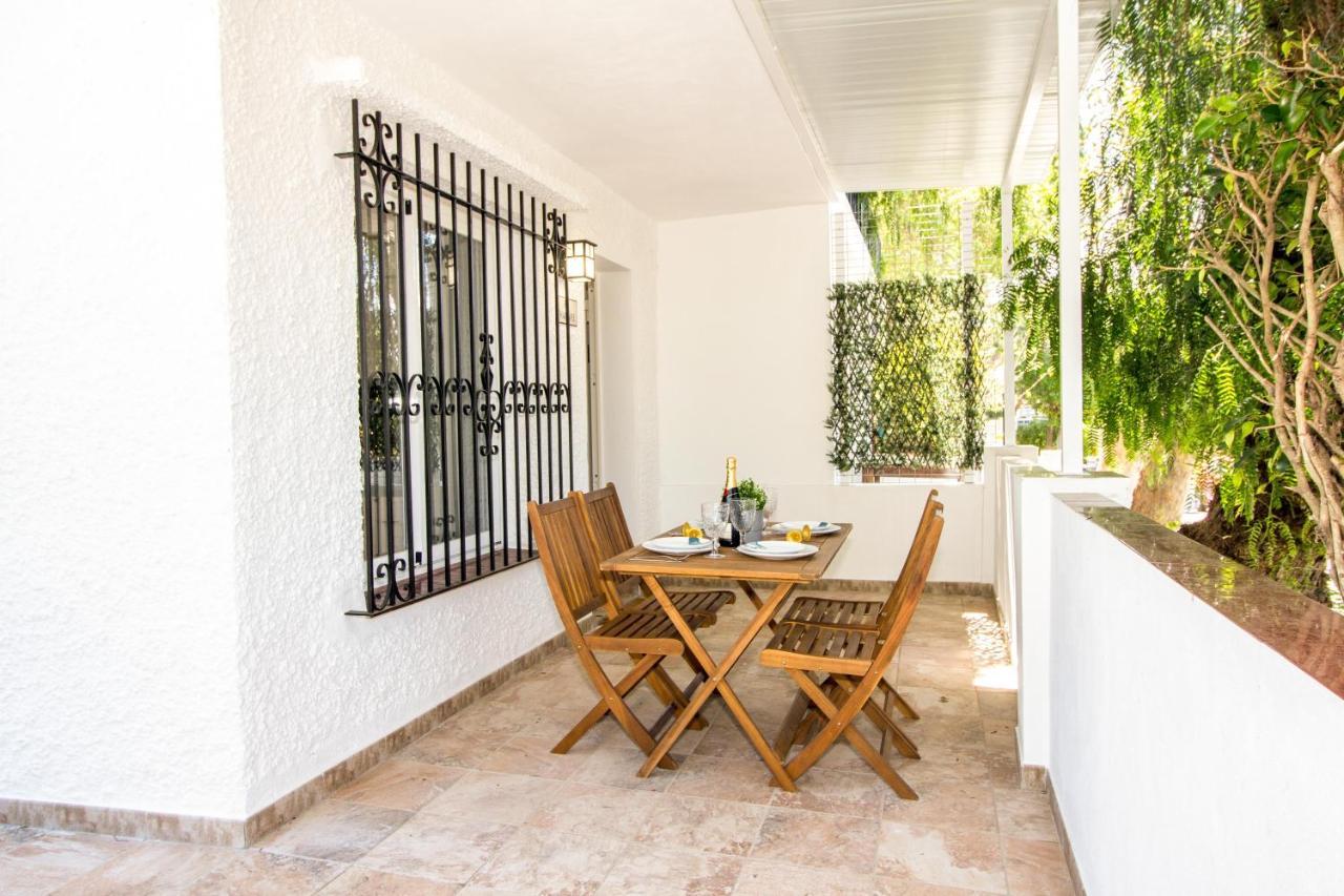 Perfectly Located Beachside Apartment In Elviria Marbella Buitenkant foto