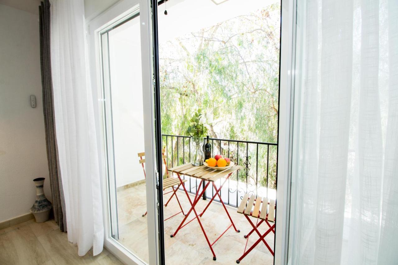 Perfectly Located Beachside Apartment In Elviria Marbella Buitenkant foto