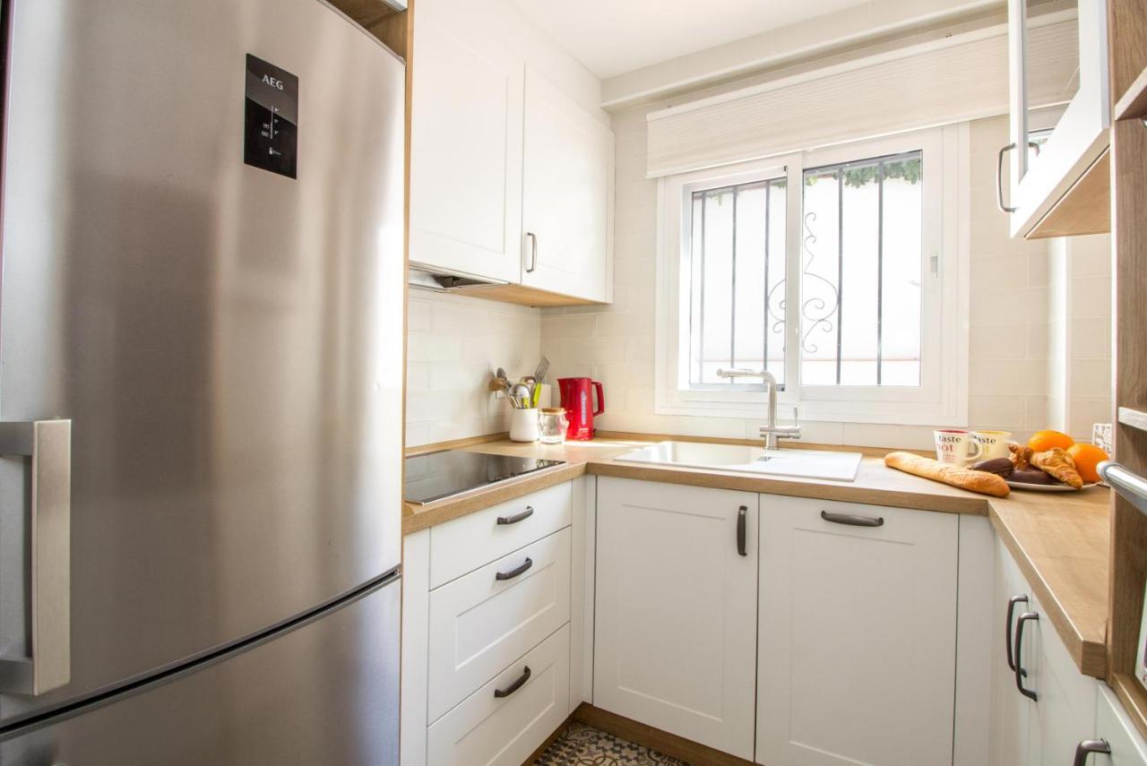 Perfectly Located Beachside Apartment In Elviria Marbella Buitenkant foto