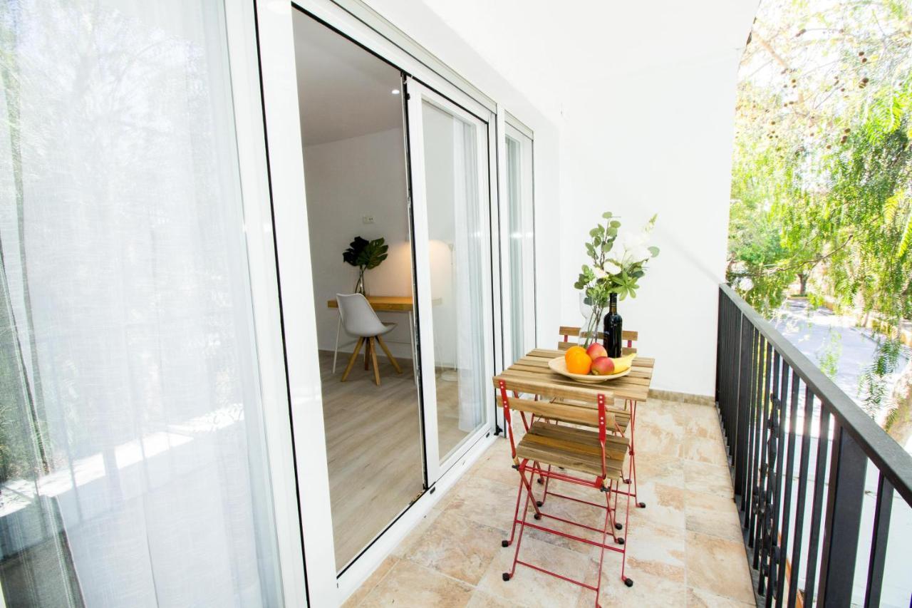 Perfectly Located Beachside Apartment In Elviria Marbella Buitenkant foto
