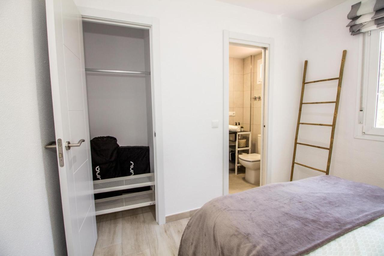 Perfectly Located Beachside Apartment In Elviria Marbella Buitenkant foto